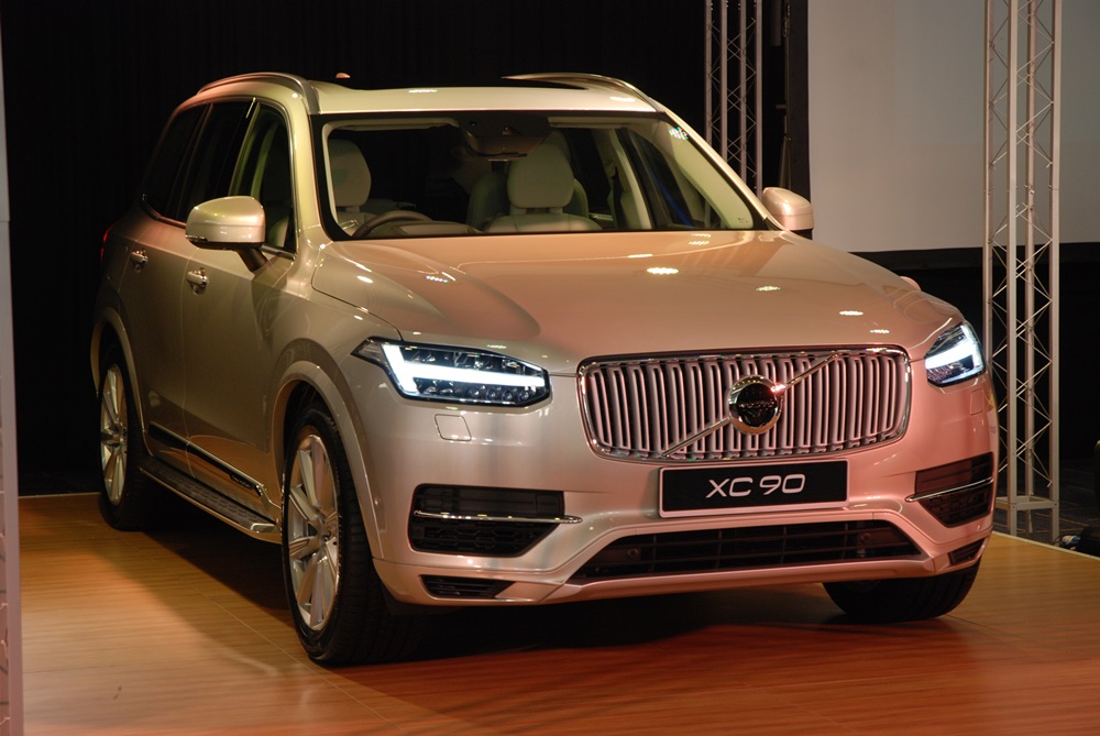 Volvo XC90 T8 launched in Malaysia, priced at RM453,888 - Autofreaks.com