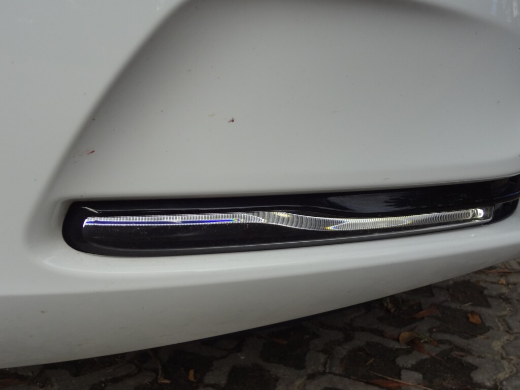 Test Drive Review: Volvo V40 T4 - Autofreaks.com