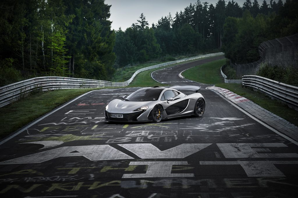 McLaren P1 - Nurburgring Nordschleife 2013