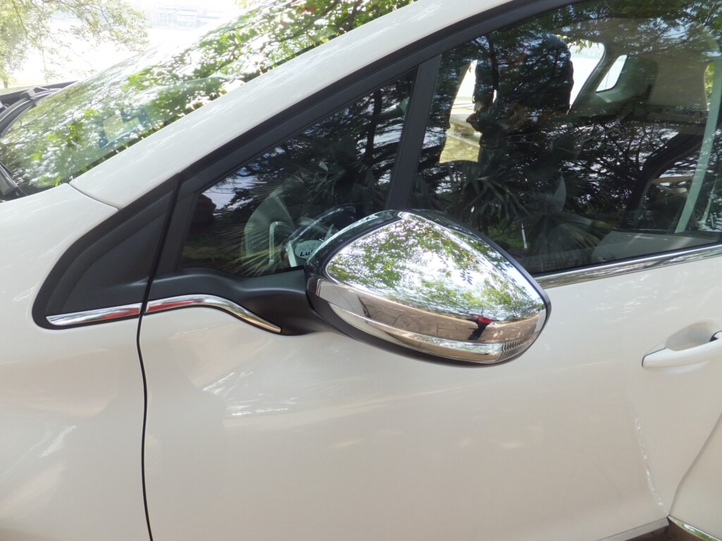 Test Drive Review: Peugeot 2008 Compact SUV - Autofreaks.com