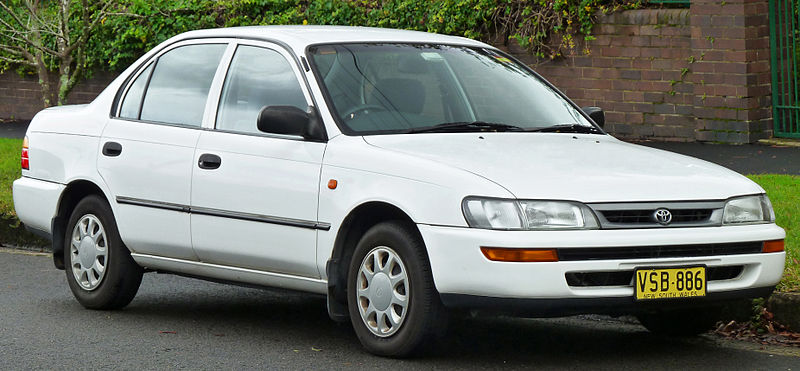 800px-1996-1999_Toyota_Corolla_SEG