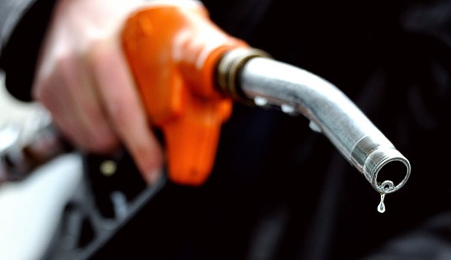 Oman mulls cutting petrol subsidies, no bond plans