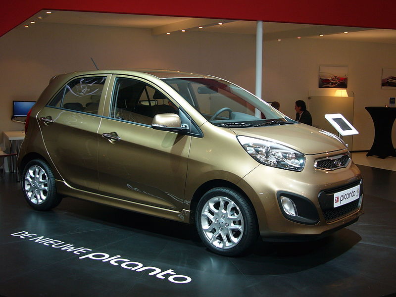 800px-Kia_Picanto_(front_quarter)