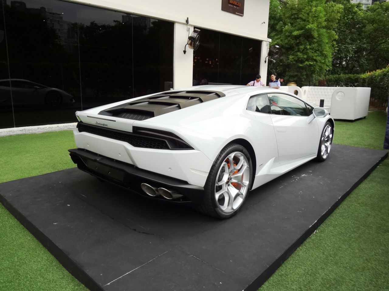 Lamborghini Huracán LP 610-4 (2)