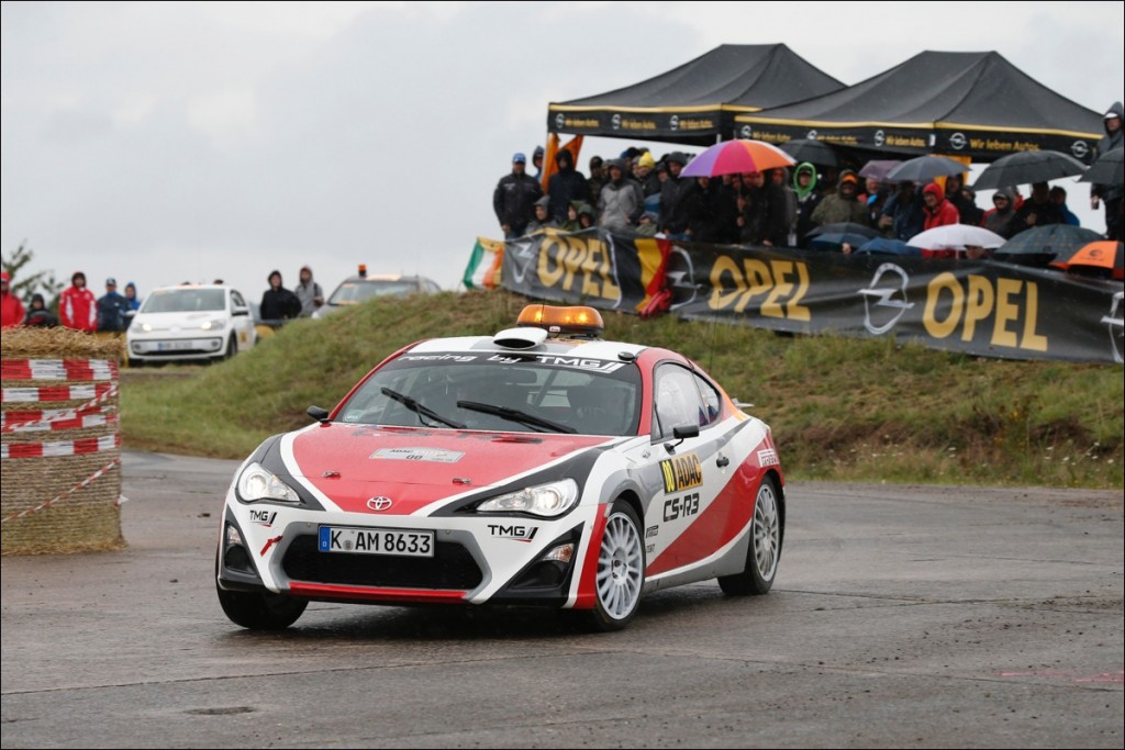 Toyota_GT86_CS-R3_04