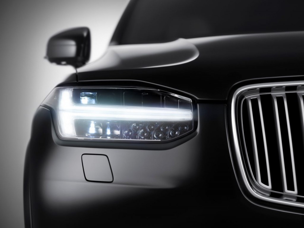 Volvo_XC90_SPA-10