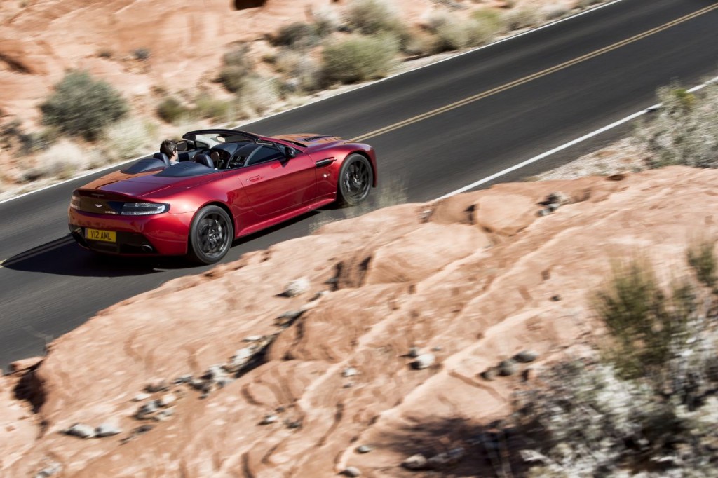 v12-vantage-s-roadster_03