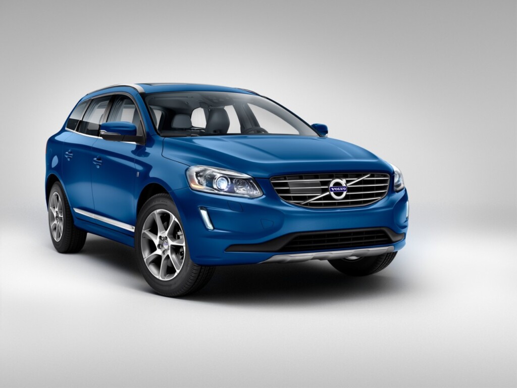 154074_Volvo_Unveils_Limited_Edition_Volvo_Ocean_Race_XC60_at_Miami_International