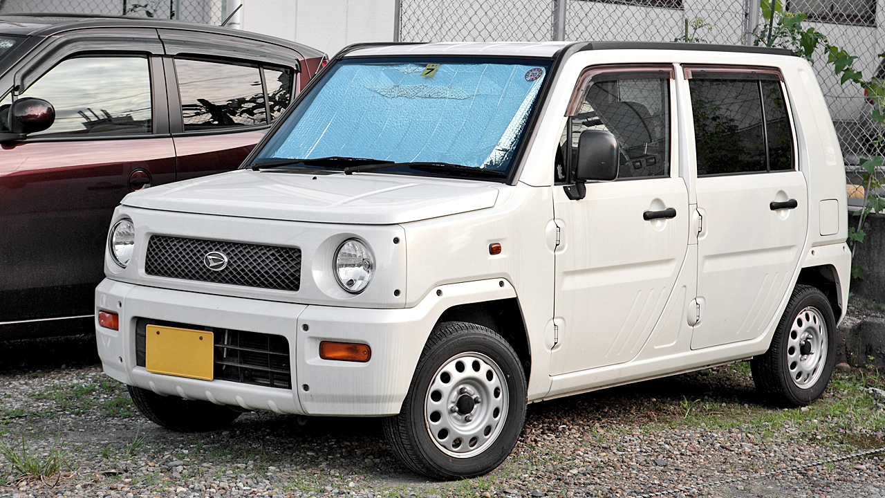 Daihatsu_Naked_005