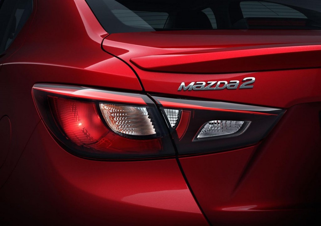 Mazda2 (6)