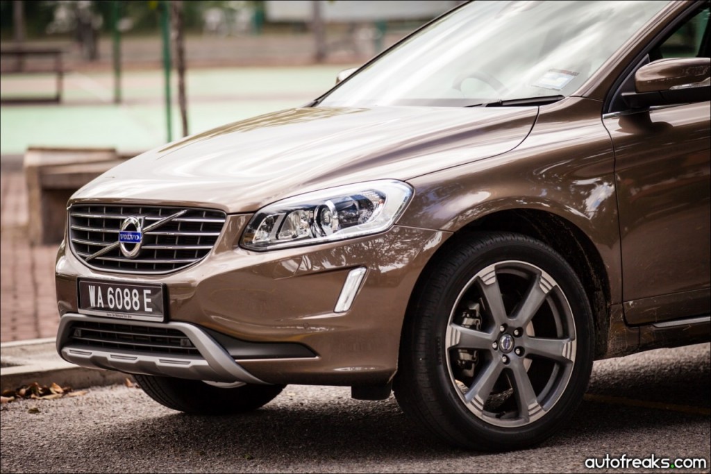 Volvo_XC60_T5-020