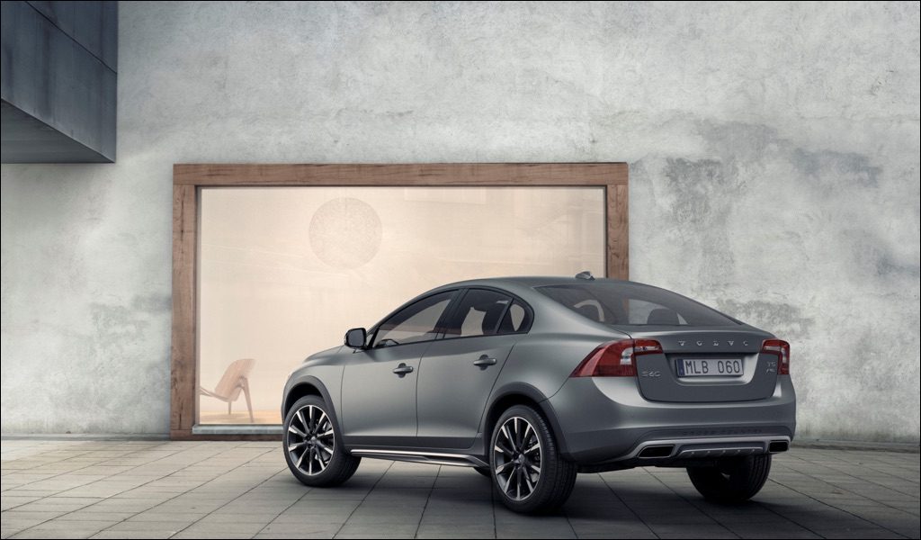 155762_Volvo_S60_Cross_Country