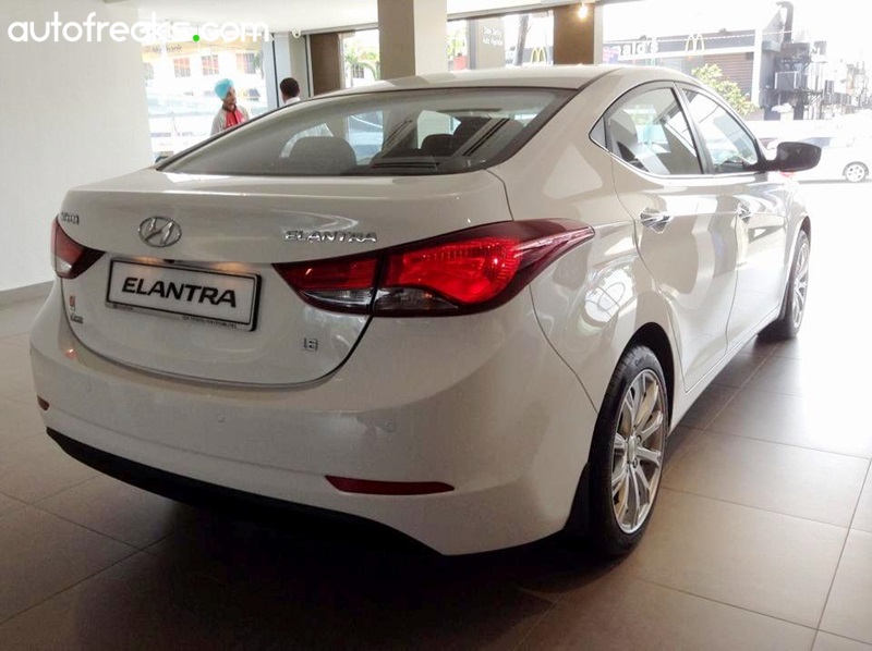 2015 Hyundai Elantra 1.8 - 7
