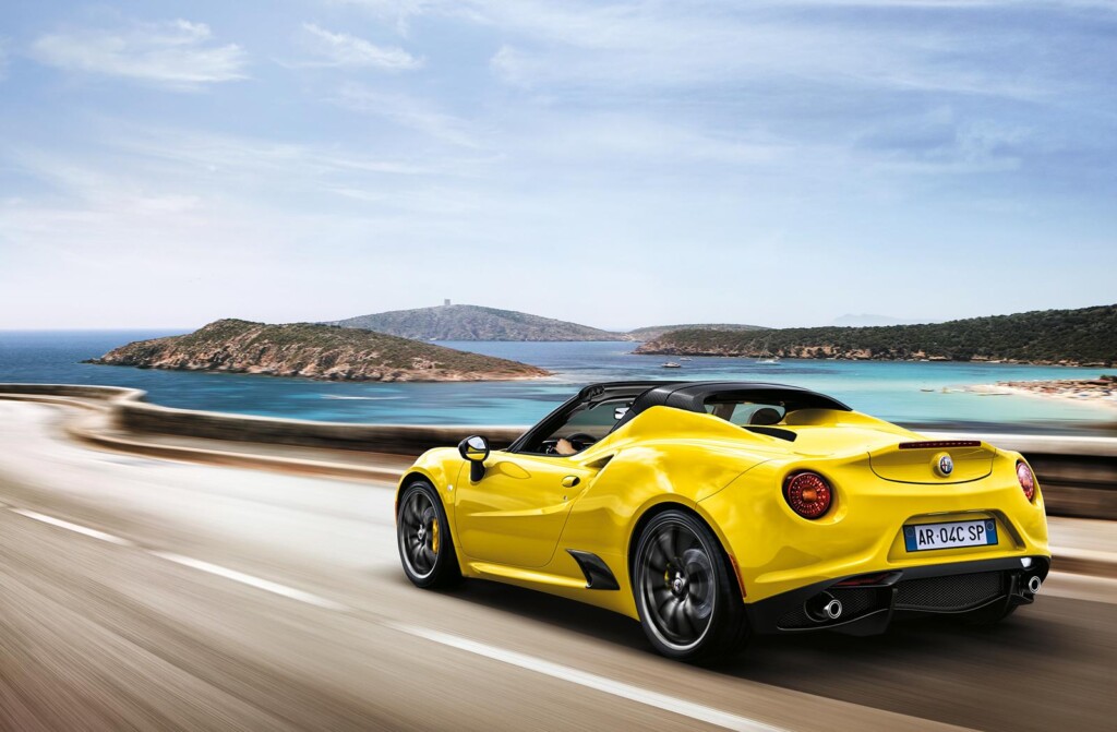 Alfa Romeo 4C Spider (9)