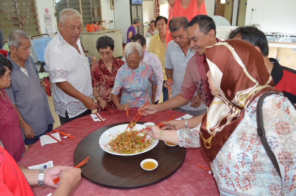 yee sang