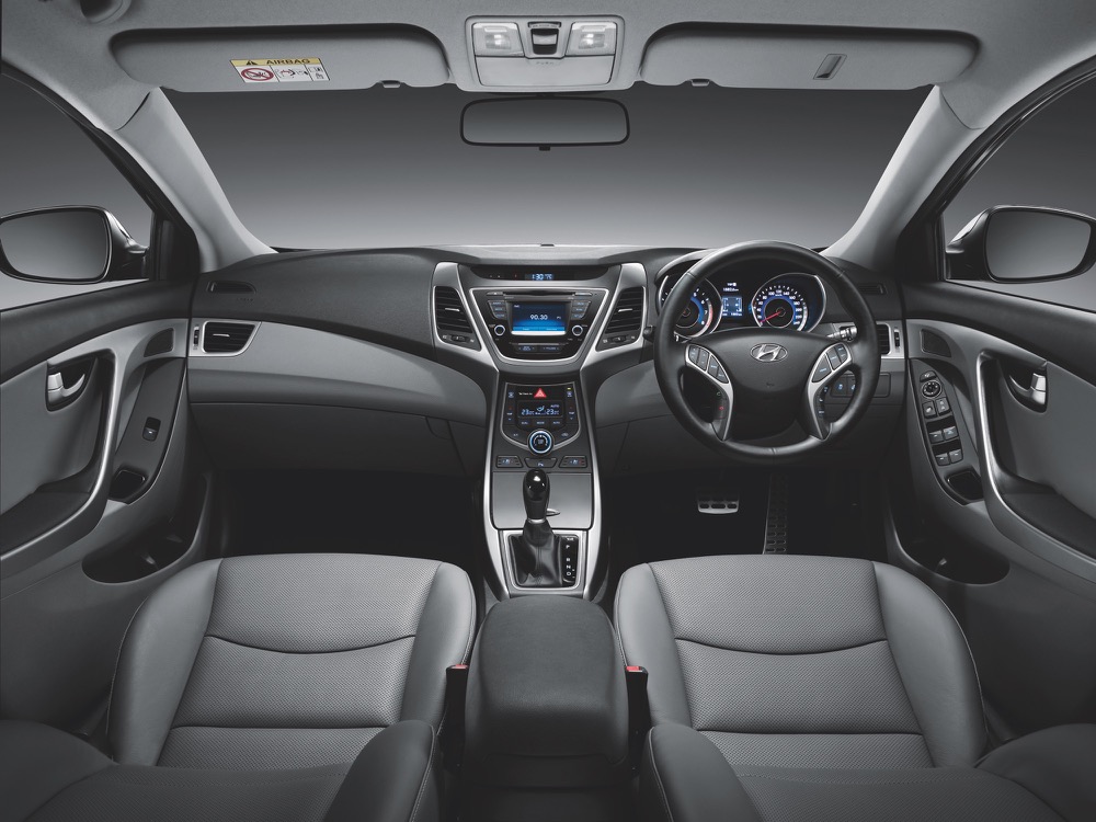 ELANTRA FL Interior (1)