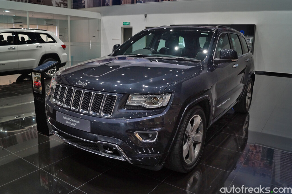 Jeep_Grand_Cherokee_Overland (1)