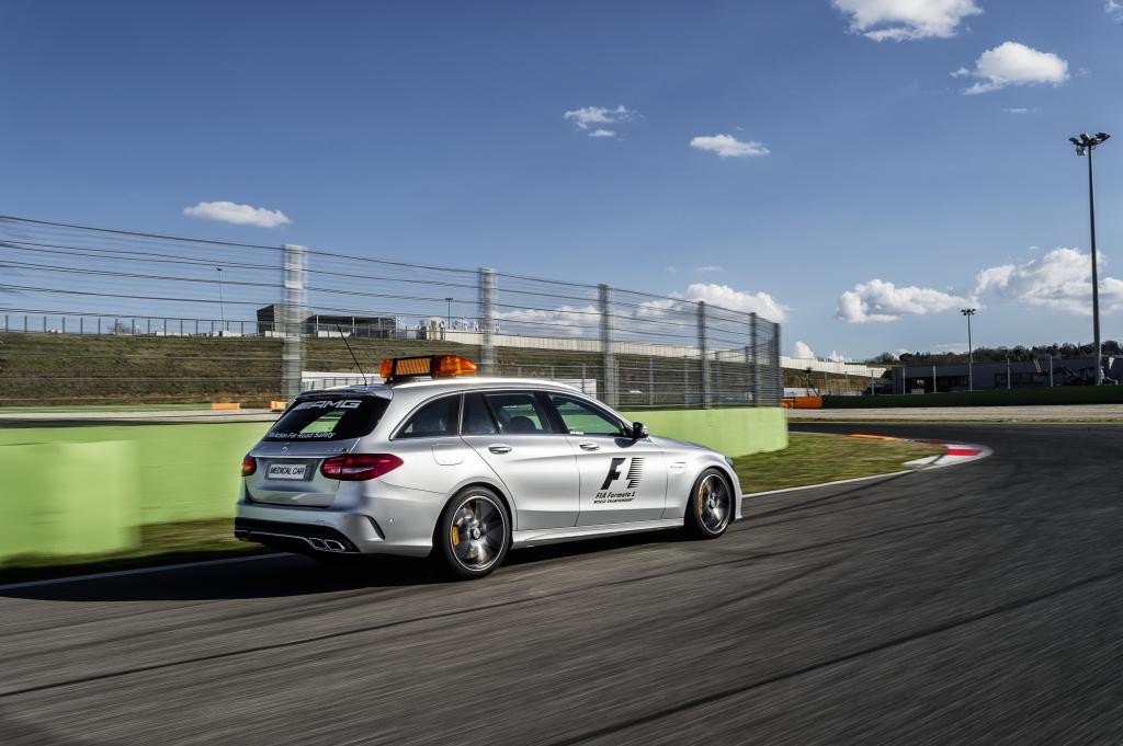 Mercedes-AMG_C63S-3