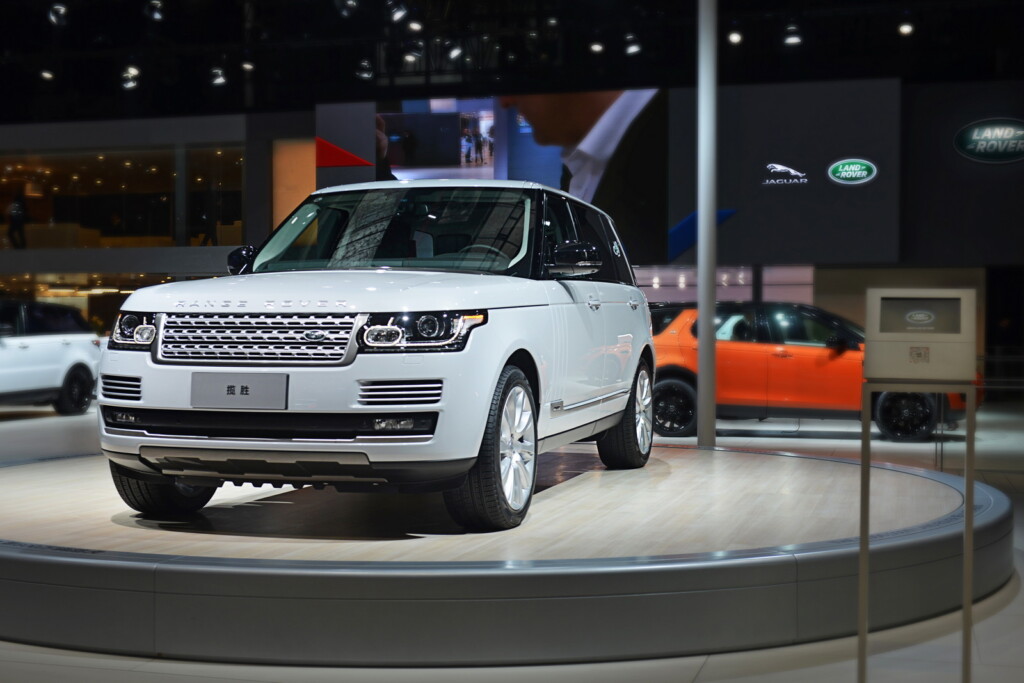 6 millionth Land Rover (7)