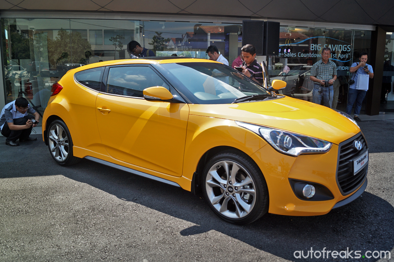 Hyunda_Veloster_Turbo (2)