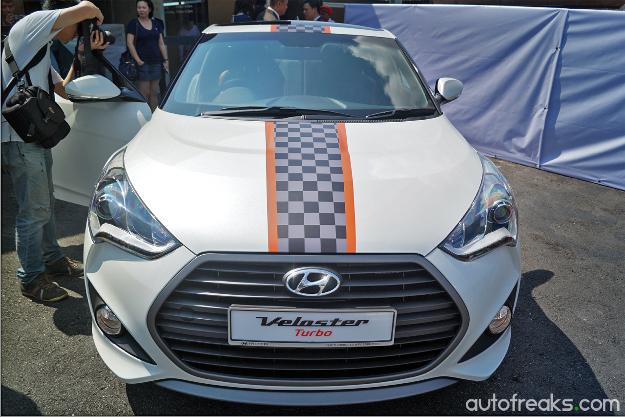 Hyundai_Veloster_Turbo_Sport (7)