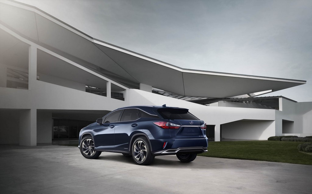 LEXUS_RX_NYIAS-09