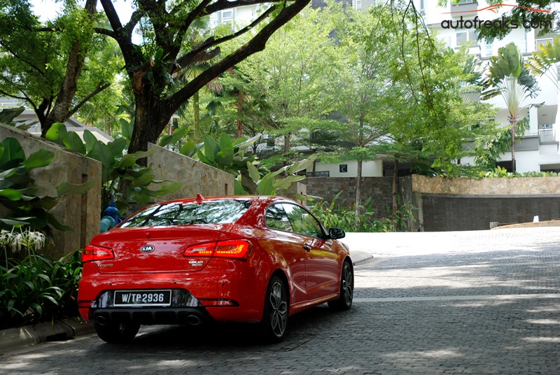 2015 Kia Cerato Koup -12