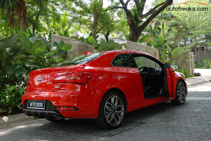 2015 Kia Cerato Koup -13