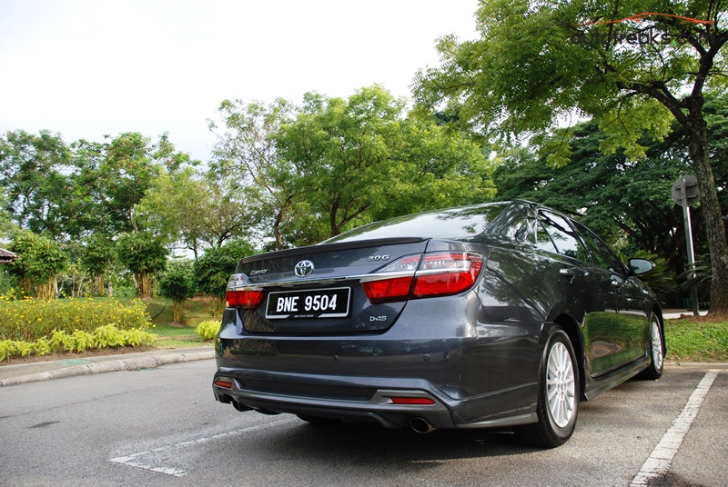 2015 Toyota Camry - 36