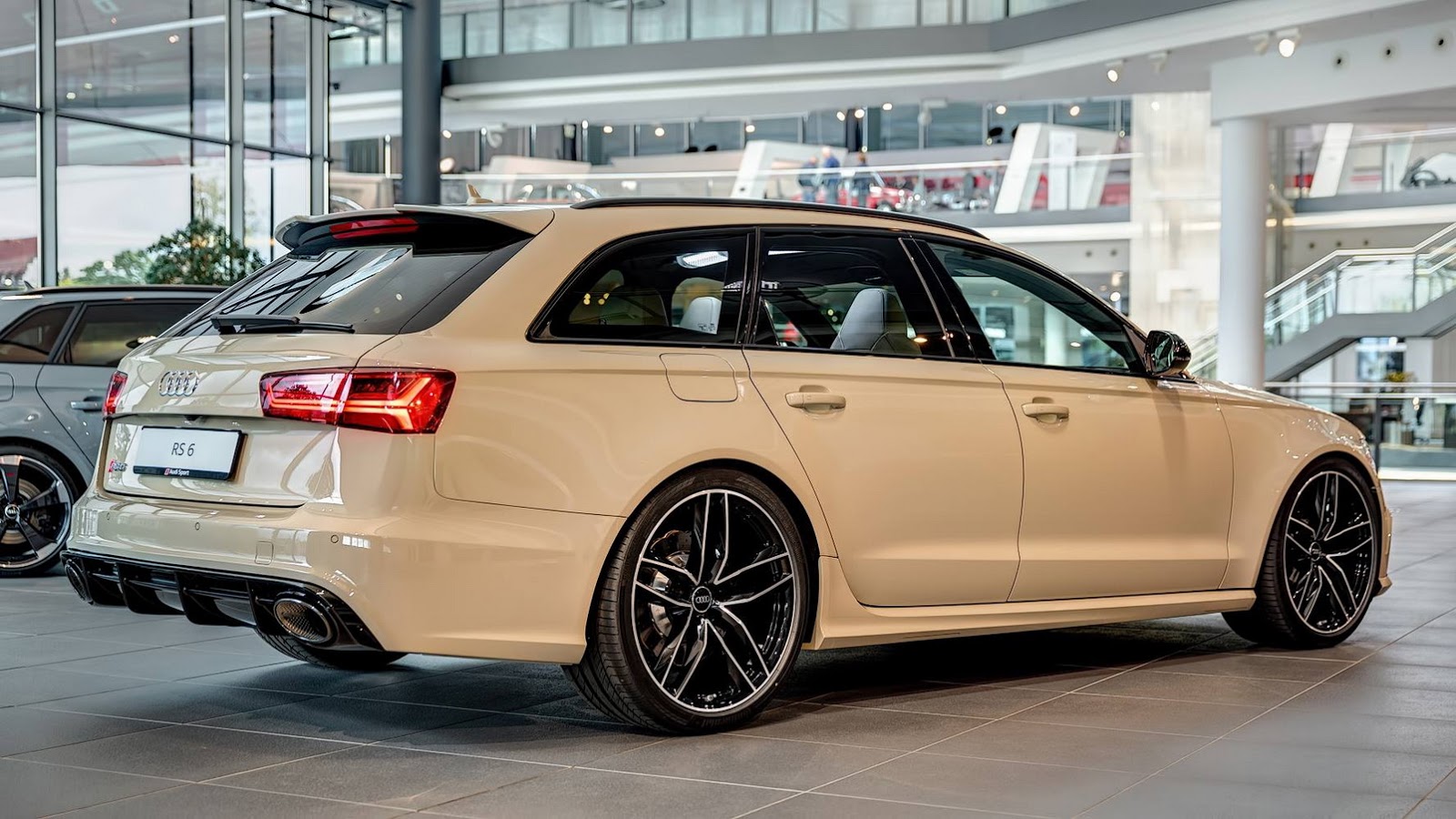 2015_Audi_RS6_exclusive (8)