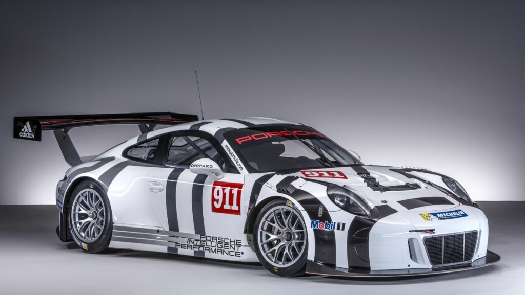 Porsche_911_GT3_R-02