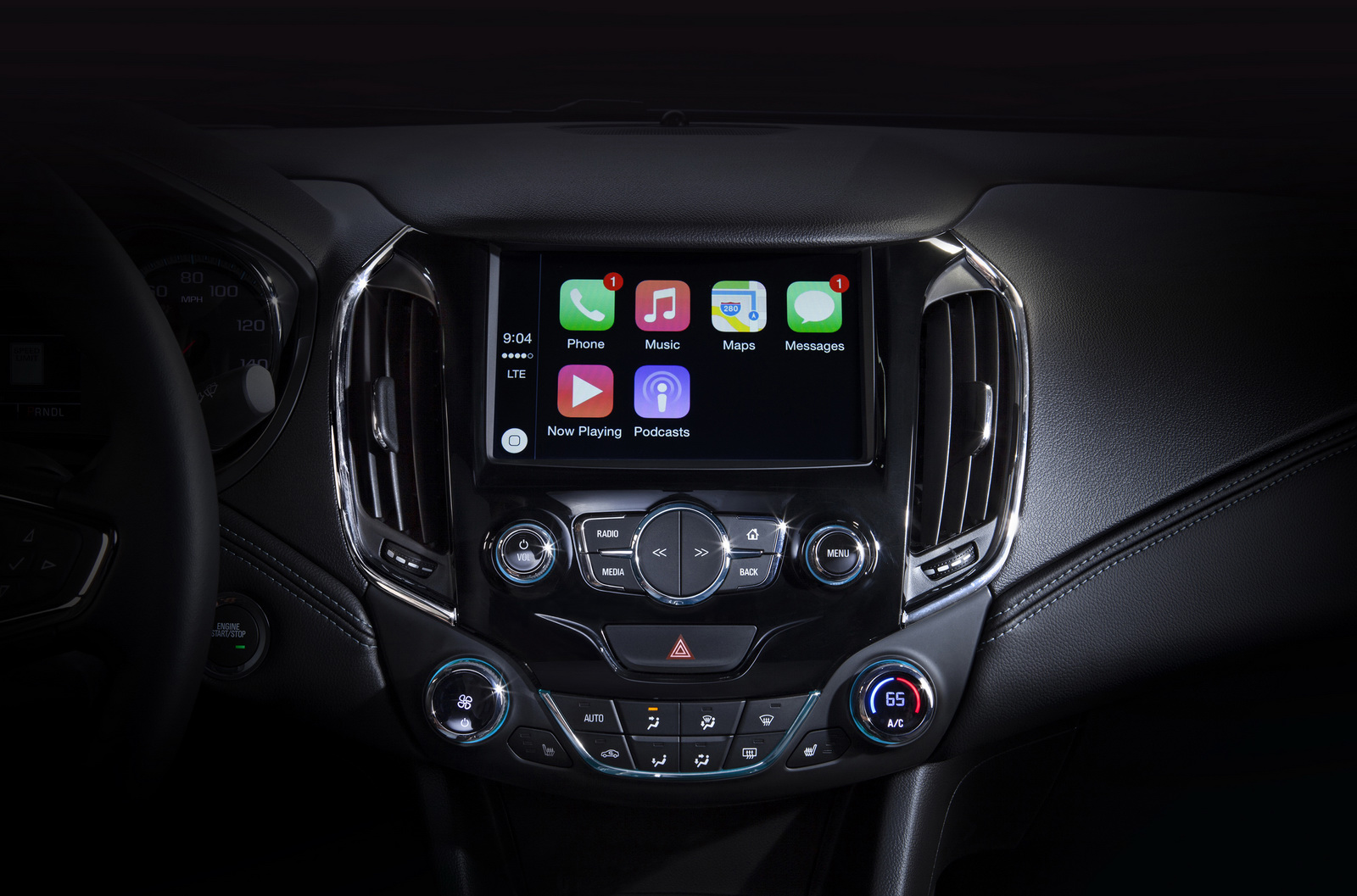2016-Chevrolet-Cruze-Apple-CarPlay