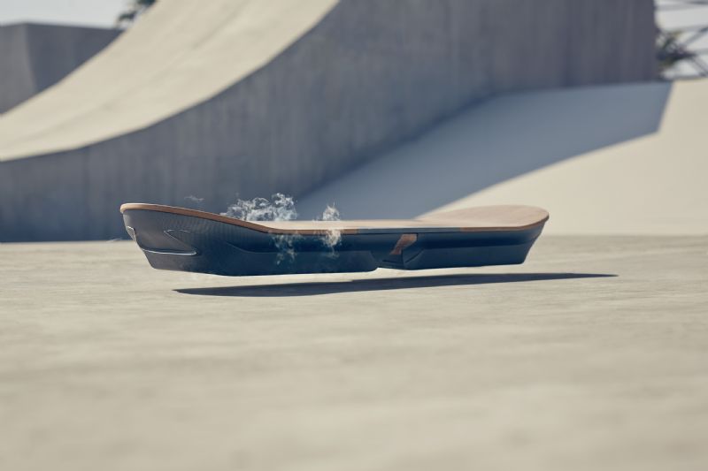 Lexus_Hoverboard_01