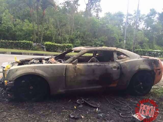 Chevrolet_Camaro_Burn_2