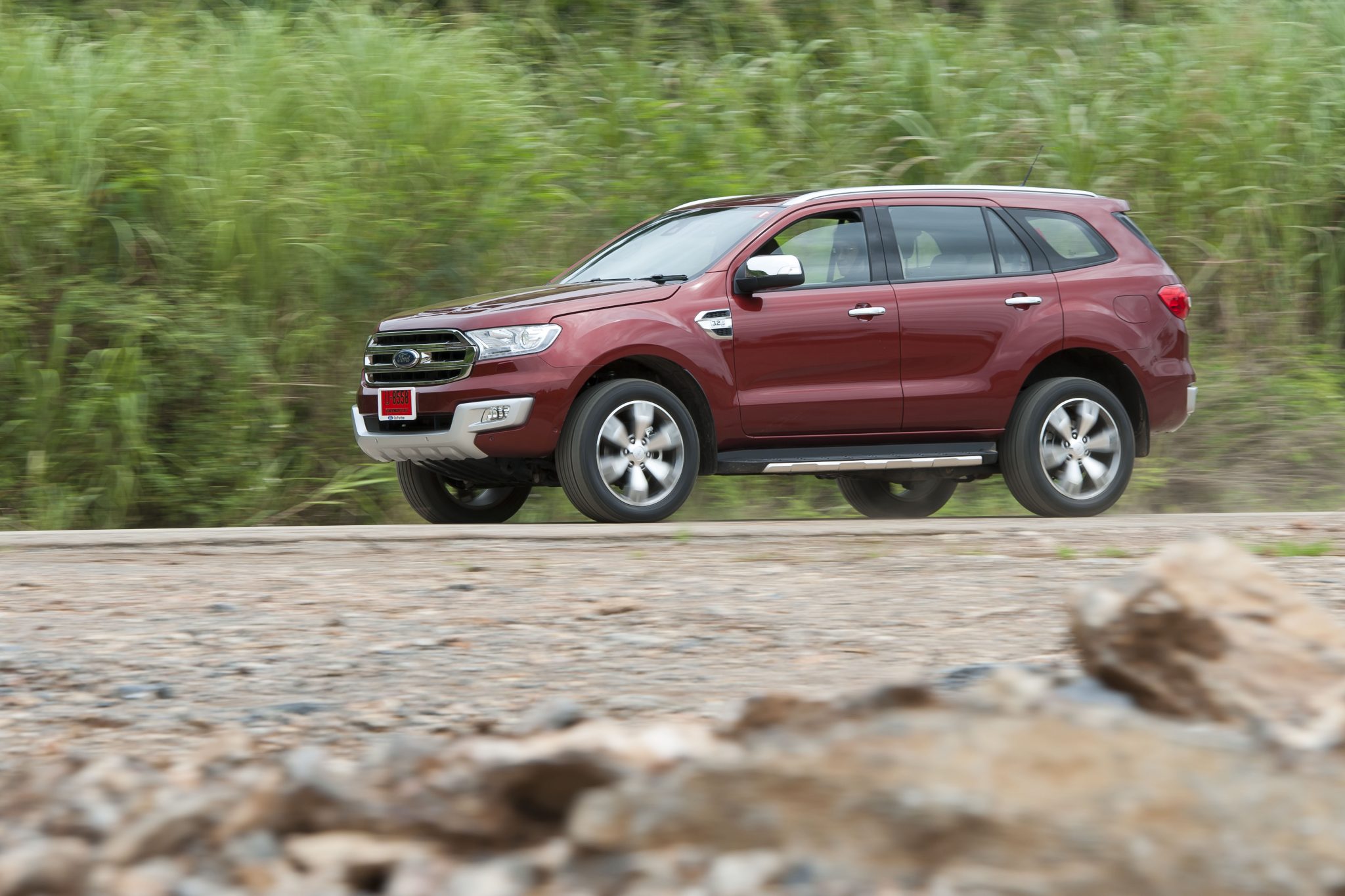 Ford Everest drive 014