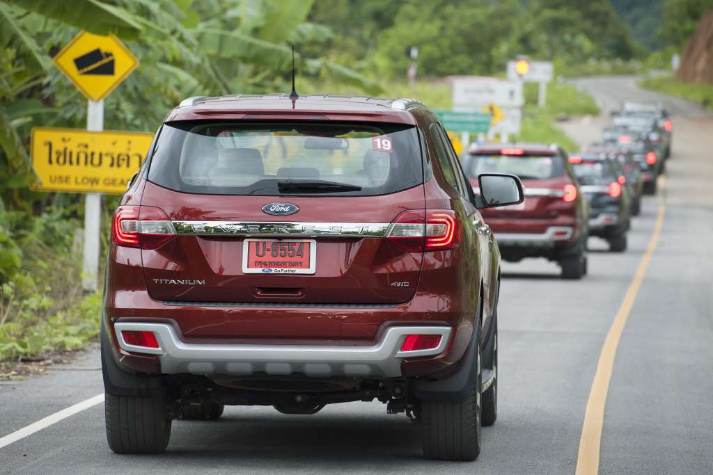 Ford Everest drive 044