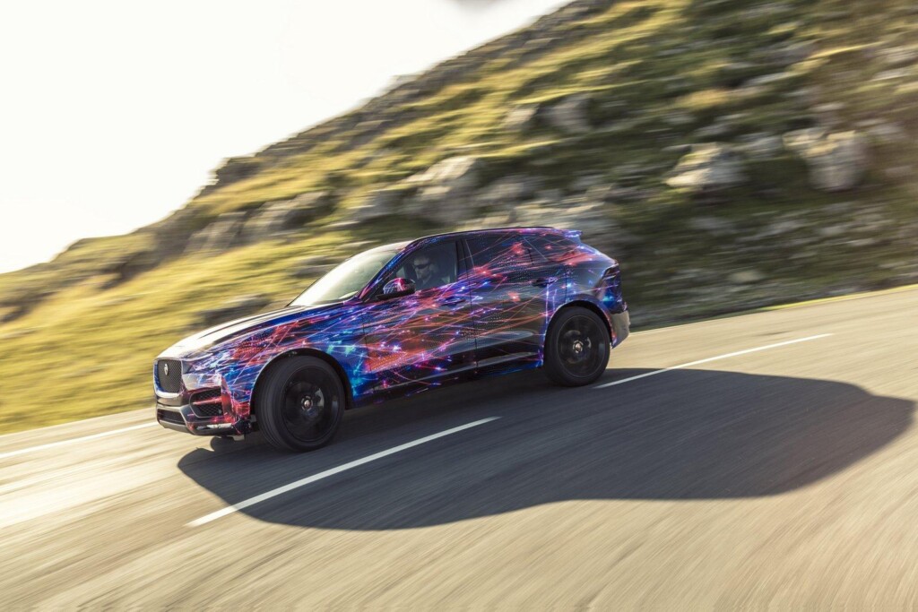 Jaguar F-Pace (2)