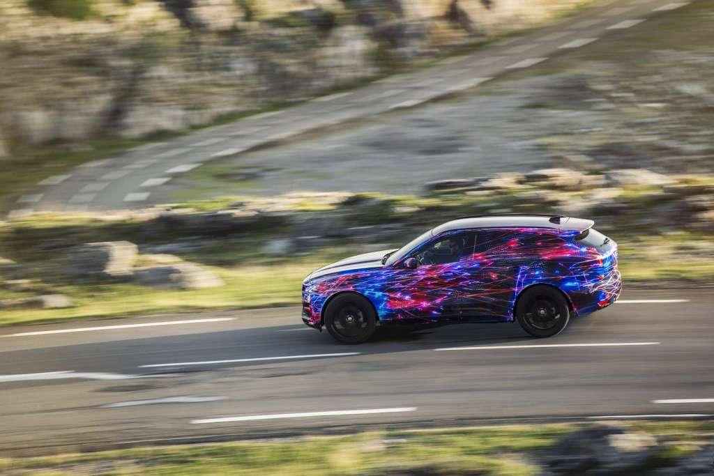 Jaguar F-Pace (4)