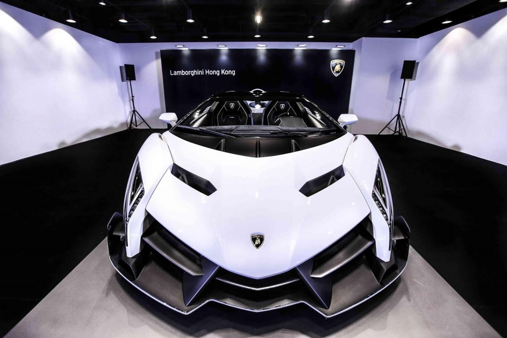 Lamborghini Veneno Roadster