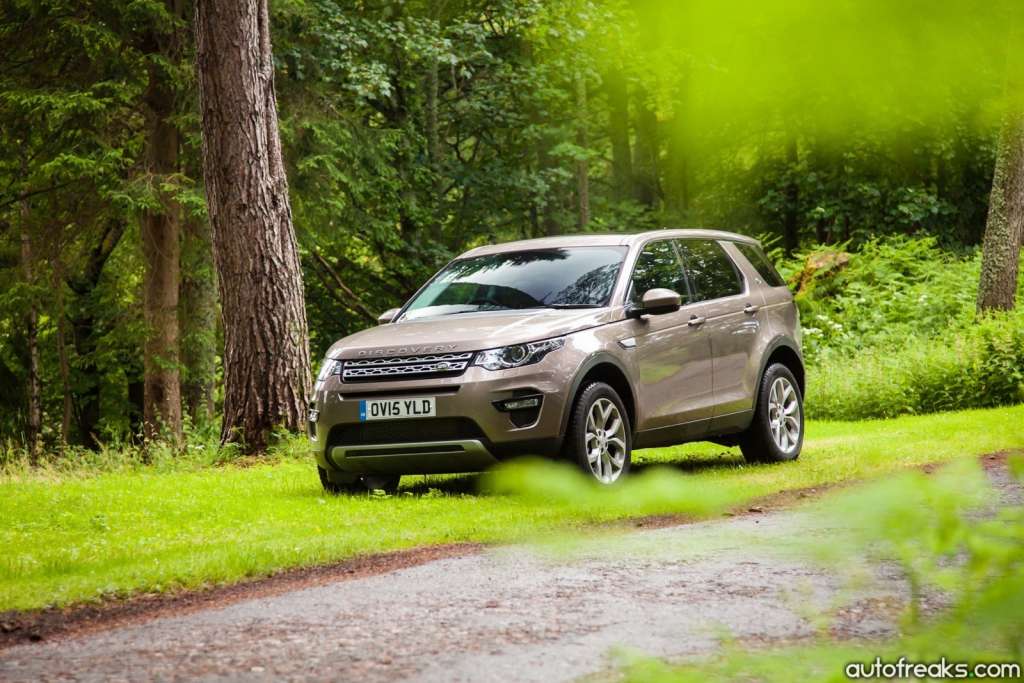 LandRover_Discovery_Sport-036