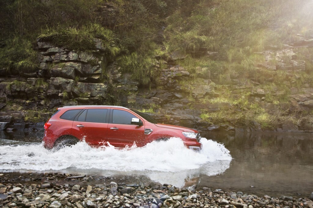 New Ford Everest-Water