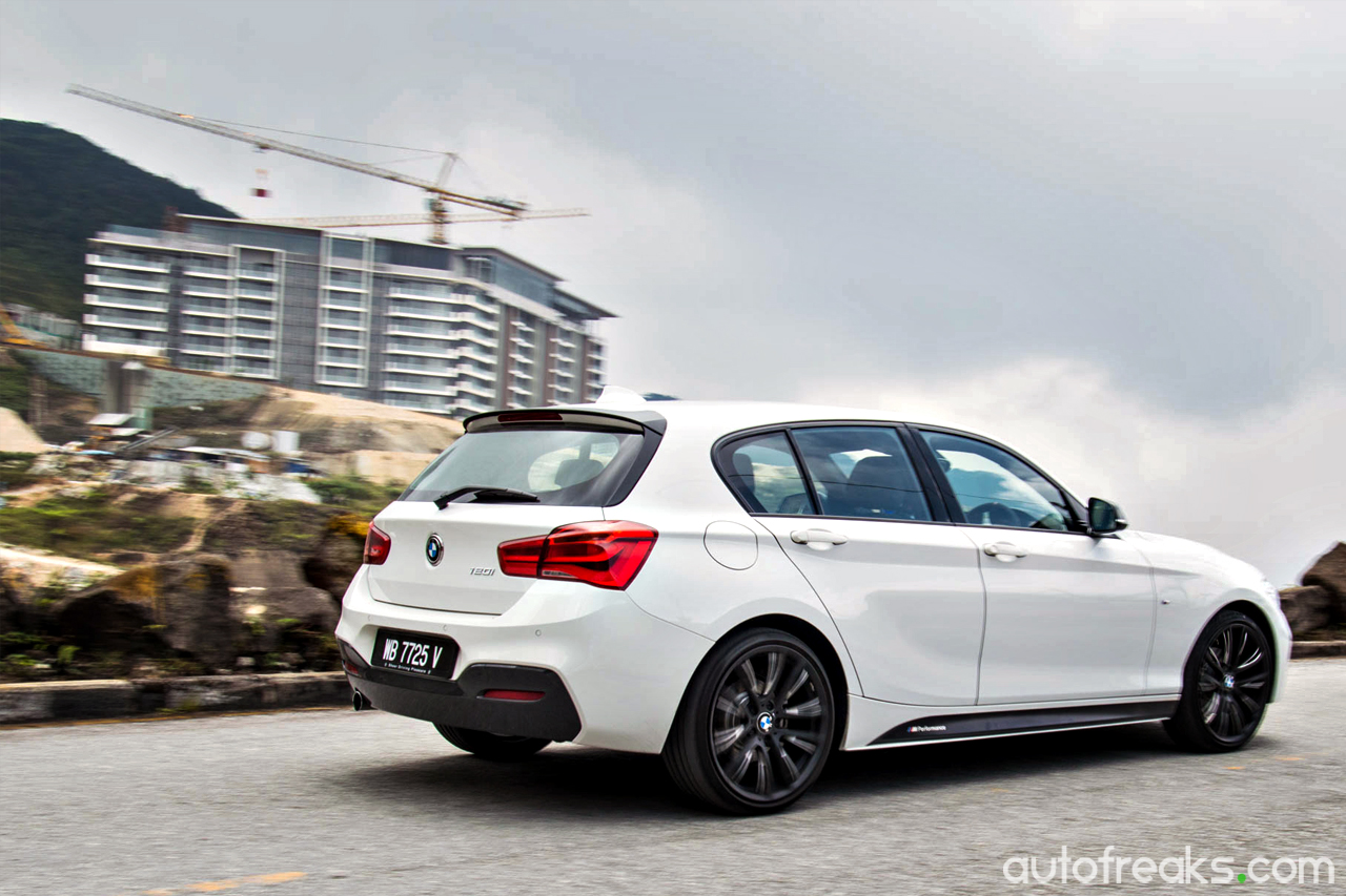 TEST DRIVE REVIEW BMW 120i M Sport