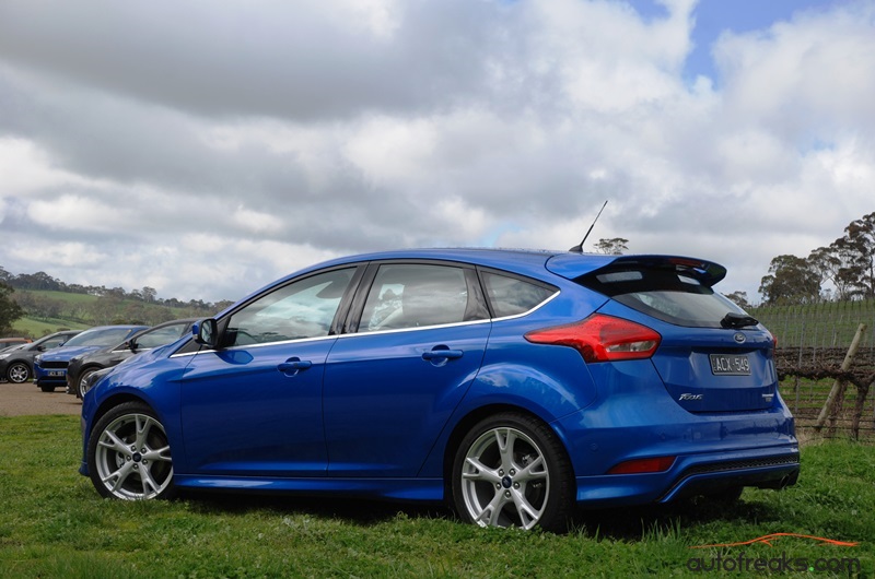 Ford Focus - 12