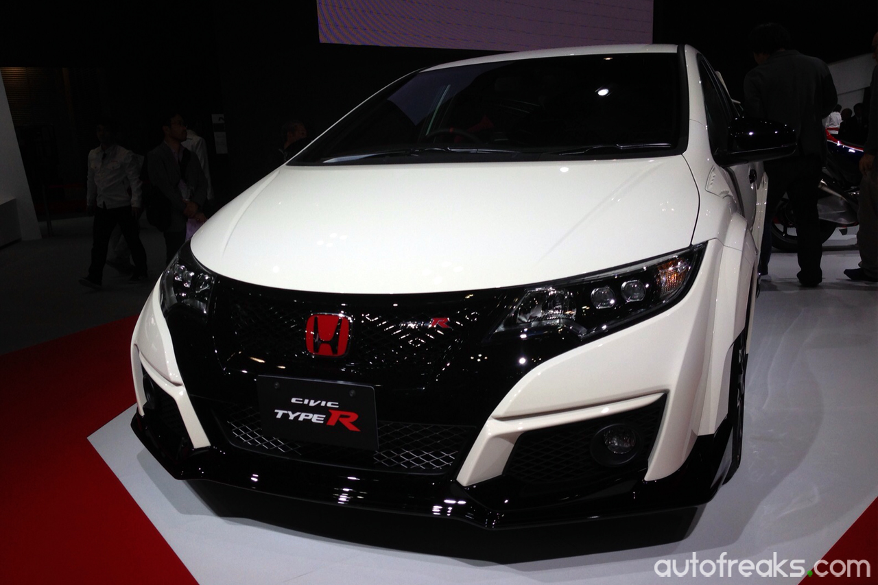 2015_Honda_Civic_Type_R_1