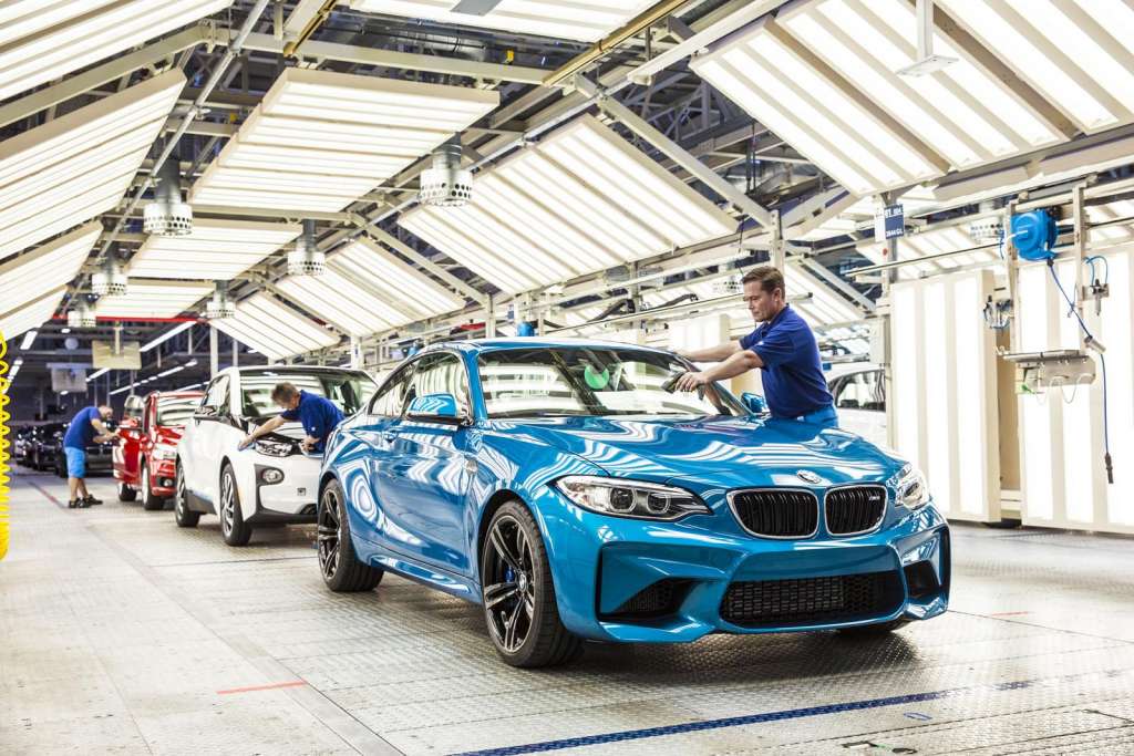 BMW M2 Coupe (2)