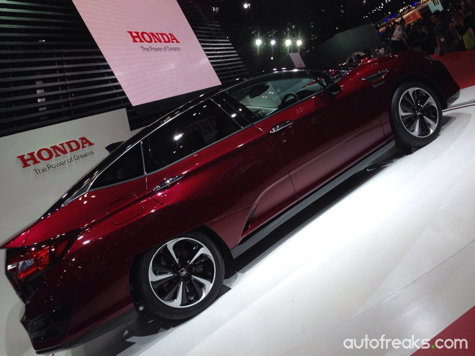 Honda_Clarity_FCV_4