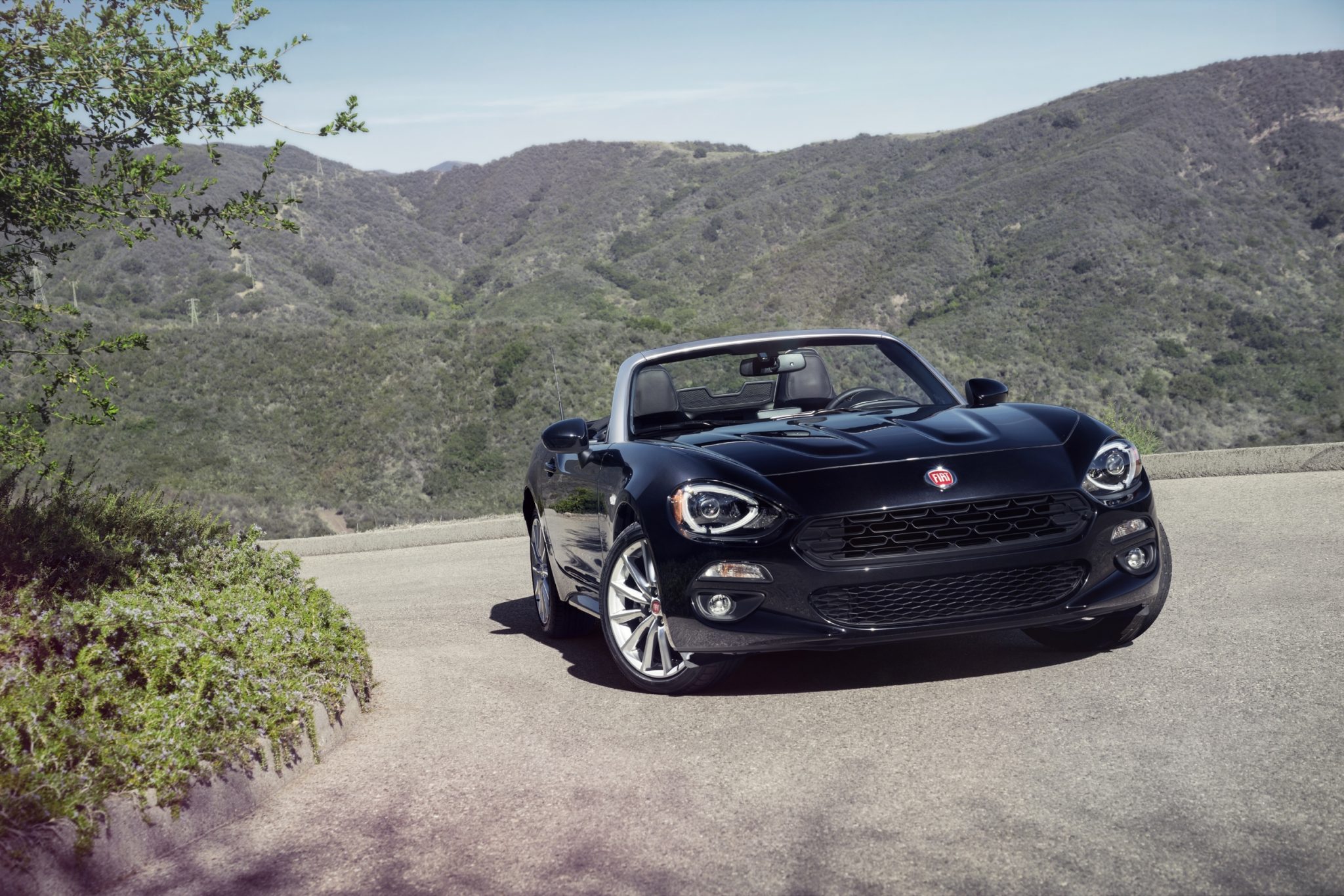 2017_Fiat_124_Spider (12)