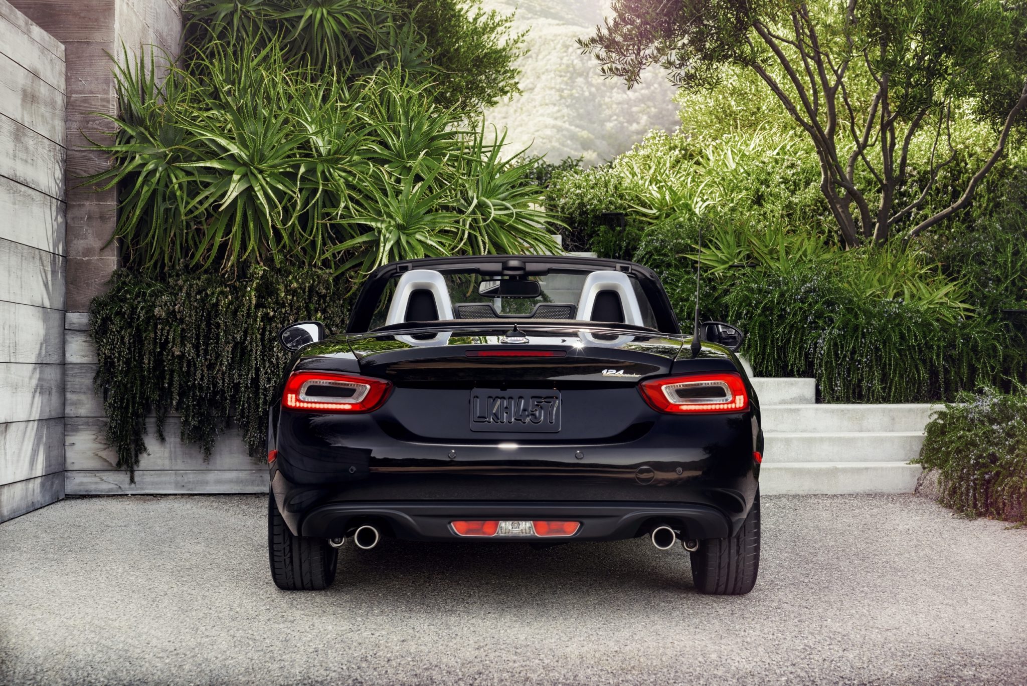 2017_Fiat_124_Spider (9)