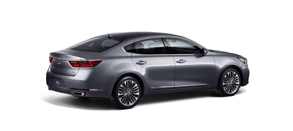 Kia Cadenza (1)