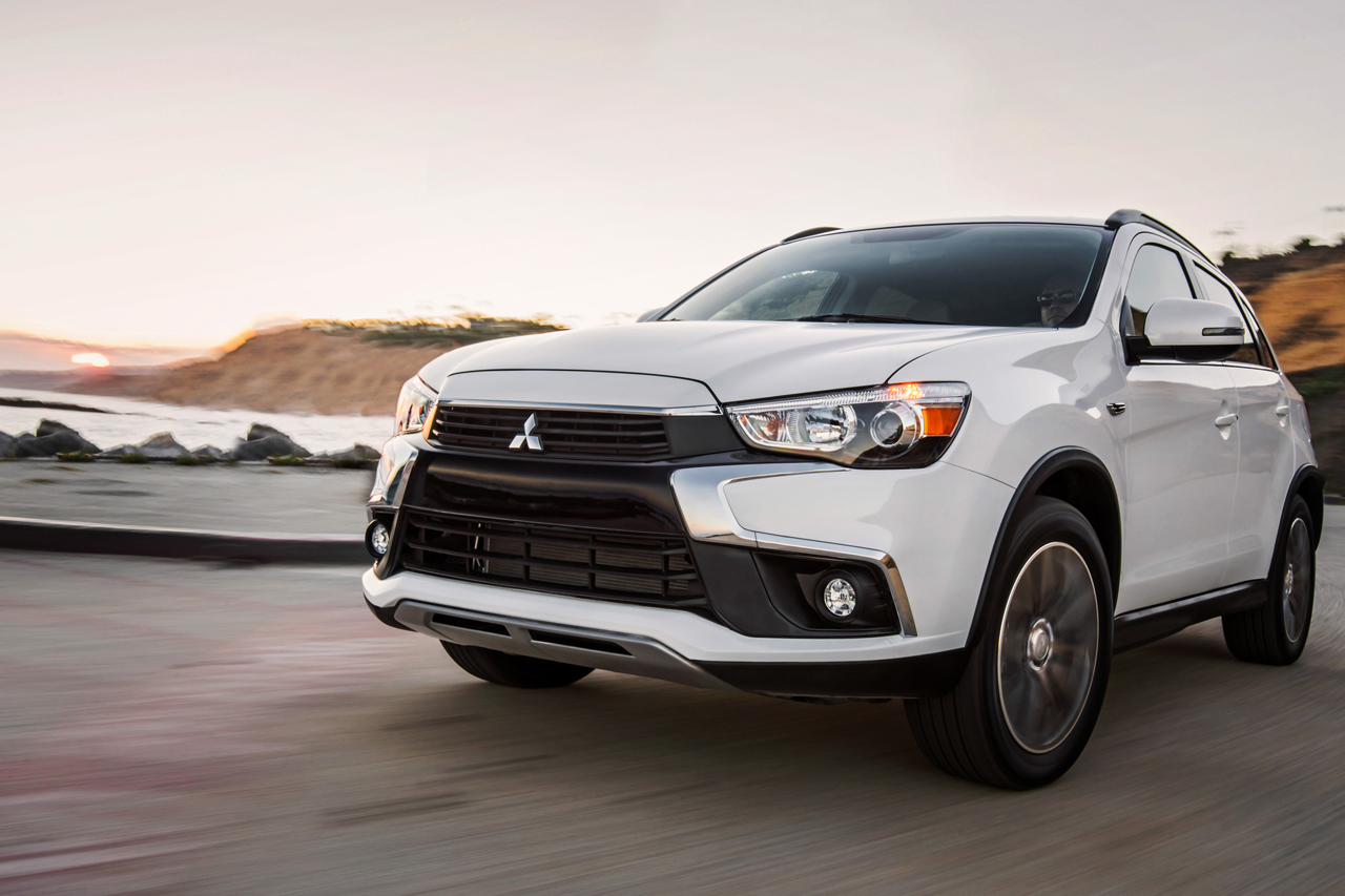 MY16_Mitsubishi_Outlander_Sport_2